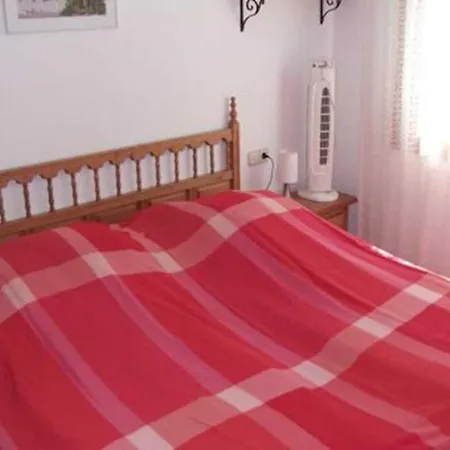 Amb Jardi I Amarre * Empuriabrava